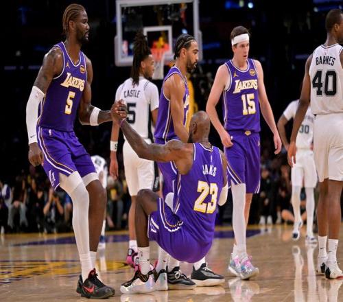 焦点对决,爵士激战快,揭秘比赛看,天博体育平台,天博体育官方网站,天博体育登录入口,天博体育app下载