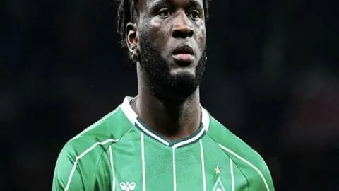 拜尔破门，格罗斯协助攻四球狂欢